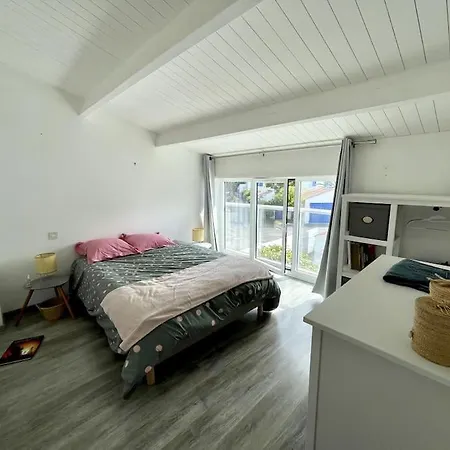 Maison De Famille Au Bord De La Сasa de vacaciones